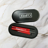 Clipper-Lava-Metall-Feuerzeug-rot-schwarz-Gravur