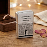 Zippo chrome brushed mit Gravur Paerchen im Regen mit Namen und Datum
