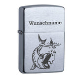 Fisch an der Angel mit Wunschname - Zippo graviert