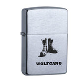 Original Zippo Chrome Brushed graviert mit Stiefel und Wunschname