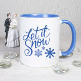 Tasse Weiß/Blau bedruckt mit Spruch: Let it snow - Motiv: Schneeflocken - Farbe: Blau